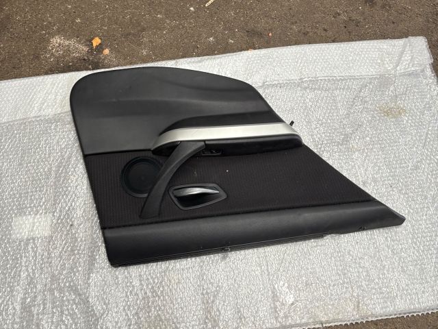 bontott BMW 3 E91 Bal hátsó Ajtó Kárpit