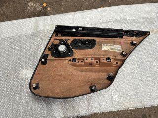 bontott BMW 3 E91 Bal hátsó Ajtó Kárpit