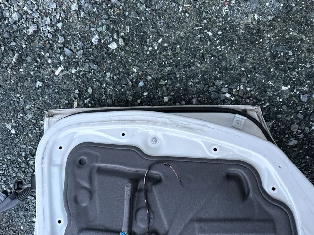 bontott BMW 3 E91 Bal hátsó Ajtó (Részeivel)