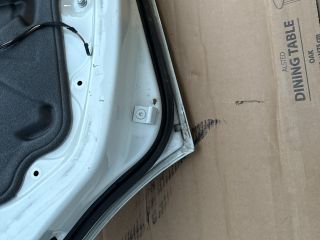 bontott BMW 3 E91 Bal hátsó Ajtó (Részeivel)