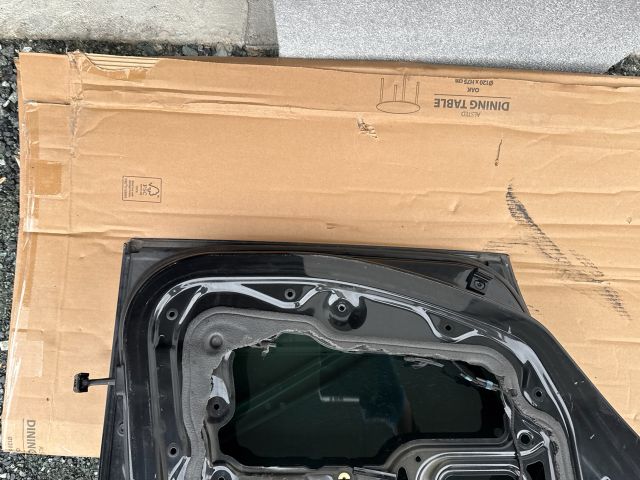 bontott BMW 3 E91 Bal hátsó Ajtó (Részeivel)