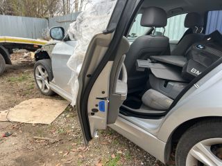 bontott BMW 3 E91 Bal hátsó Ajtó (Üres lemez)