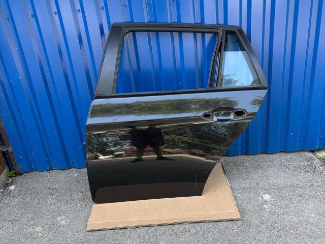 bontott BMW 3 E91 Bal hátsó Ajtó (Üres lemez)