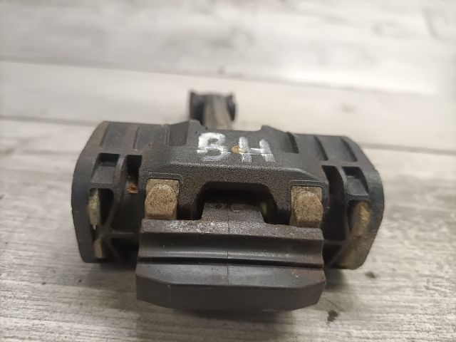 bontott BMW 3 E91 Bal hátsó Ajtóhatároló