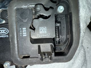 bontott BMW 3 E91 Bal hátsó Ajtózár