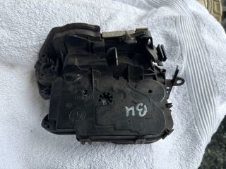 bontott BMW 3 E91 Bal hátsó Ajtózár