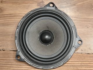 bontott BMW 3 E91 Bal hátsó Hangszóró