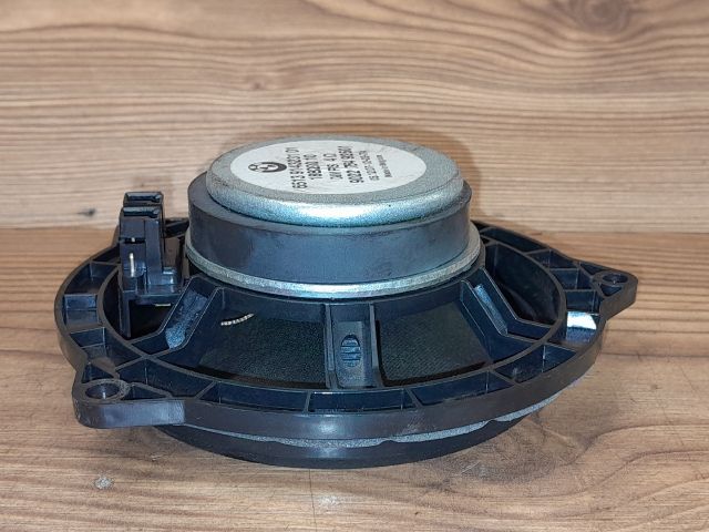 bontott BMW 3 E91 Bal hátsó Hangszóró