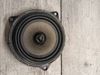 bontott BMW 3 E91 Bal hátsó Hangszóró