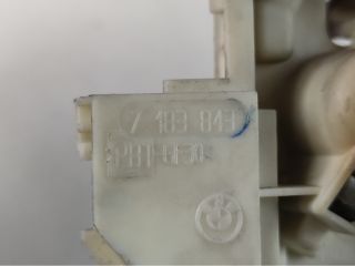 bontott BMW 3 E91 Bal Hátsó Lámpa Foglalat