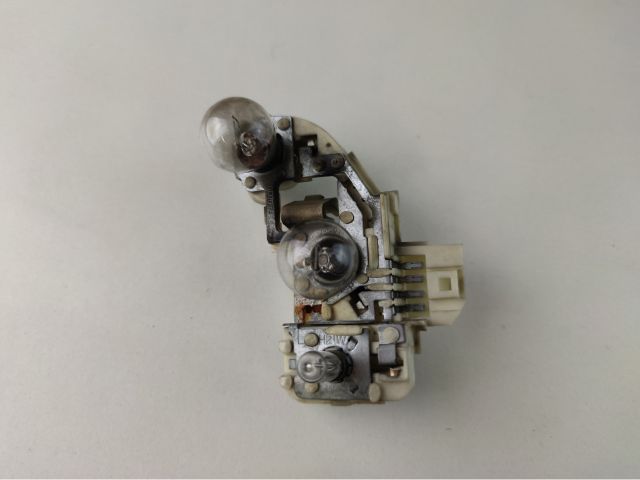 bontott BMW 3 E91 Bal Hátsó Lámpa Foglalat