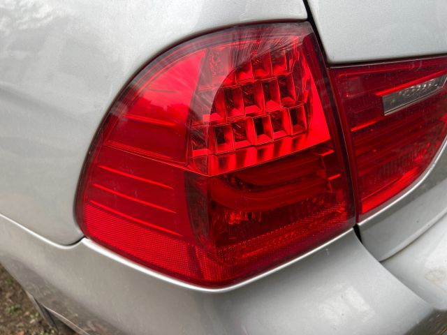 bontott BMW 3 E91 Bal Hátsó Lámpa