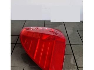 bontott BMW 3 E91 Bal Külső Hátsó Lámpa