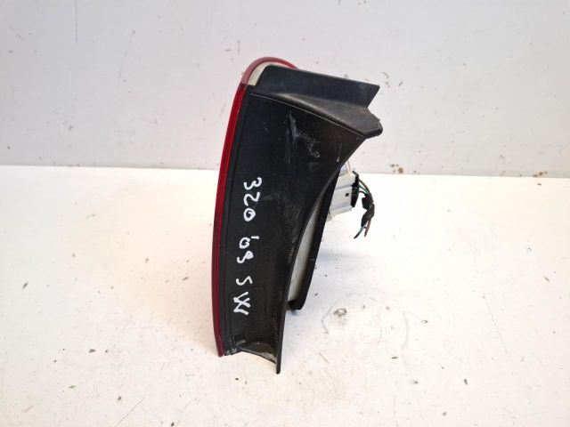 bontott BMW 3 E91 Bal Külső Hátsó Lámpa