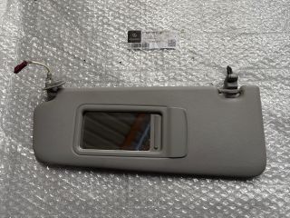 bontott BMW 3 E91 Bal Napellenző