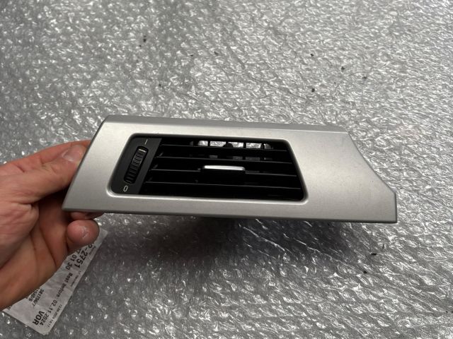 bontott BMW 3 E91 Bal Szellőző