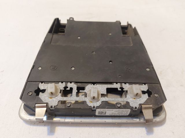 bontott BMW 3 E91 Beltér Világítás Első