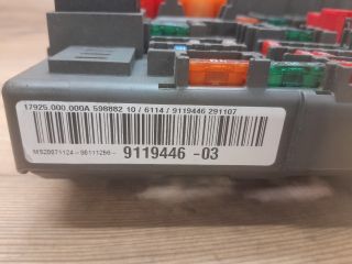 bontott BMW 3 E91 Biztosítéktábla Utastér