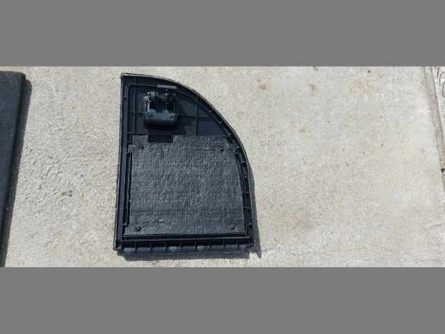 bontott BMW 3 E91 Csomagtér Kárpit