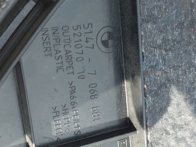 bontott BMW 3 E91 Csomagtér Kárpit