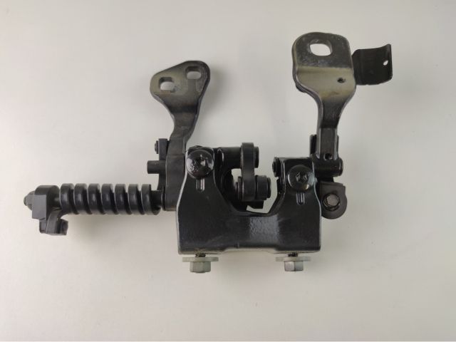 bontott BMW 3 E91 Csomagtérajtó Jobb Zsanér