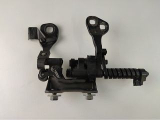 bontott BMW 3 E91 Csomagtérajtó Jobb Zsanér