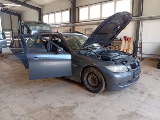 bontott BMW 3 E91 Csomagtérajtó (Üres lemez)