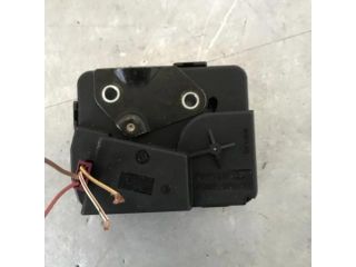 bontott BMW 3 E91 Csomagtérajtó Zárszerkezet