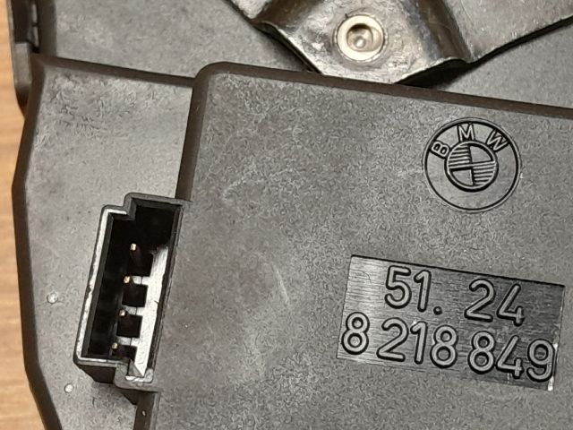 bontott BMW 3 E91 Csomagtérajtó Zárszerkezet