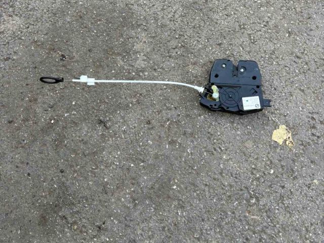 bontott BMW 3 E91 Csomagtérajtó Zárszerkezet