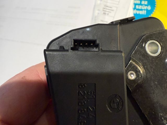 bontott BMW 3 E91 Csomagtérajtó Zárszerkezet