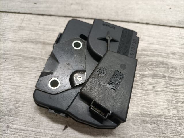 bontott BMW 3 E91 Csomagtérajtó Zárszerkezet