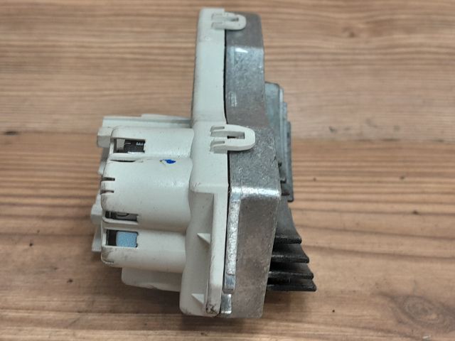 bontott BMW 3 E91 Előtét Ellenállás Fűtőmotor