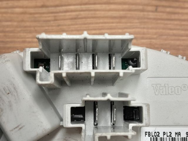 bontott BMW 3 E91 Előtét Ellenállás Fűtőmotor