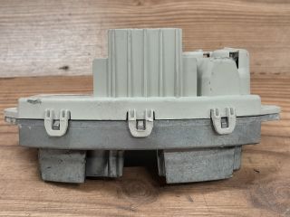 bontott BMW 3 E91 Előtét Ellenállás Fűtőmotor