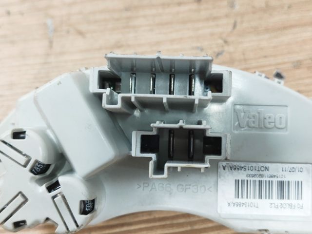 bontott BMW 3 E91 Előtét Ellenállás Fűtőmotor