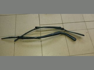 bontott BMW 3 E91 Első Ablaktörlő Kar