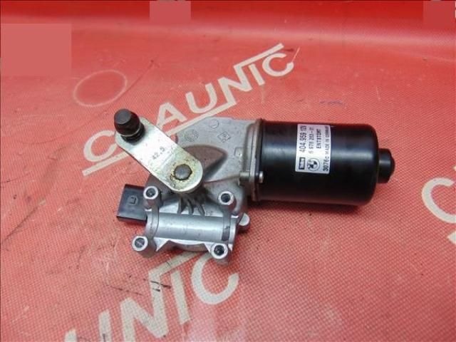 bontott BMW 3 E91 Első Ablaktörlő Motor