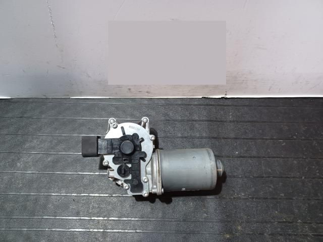 bontott BMW 3 E91 Első Ablaktörlő Motor