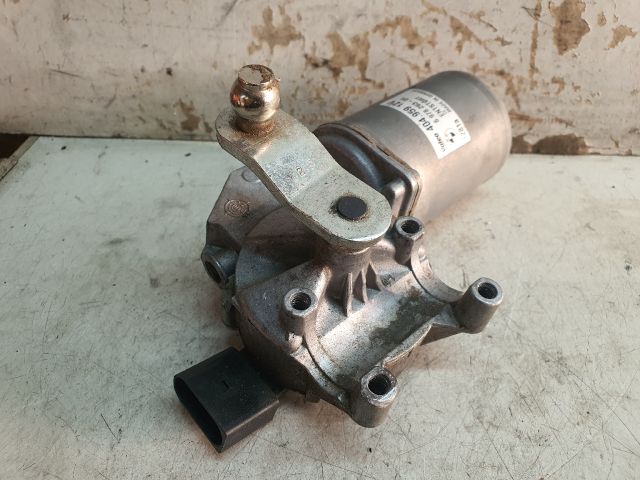 bontott BMW 3 E91 Első Ablaktörlő Motor