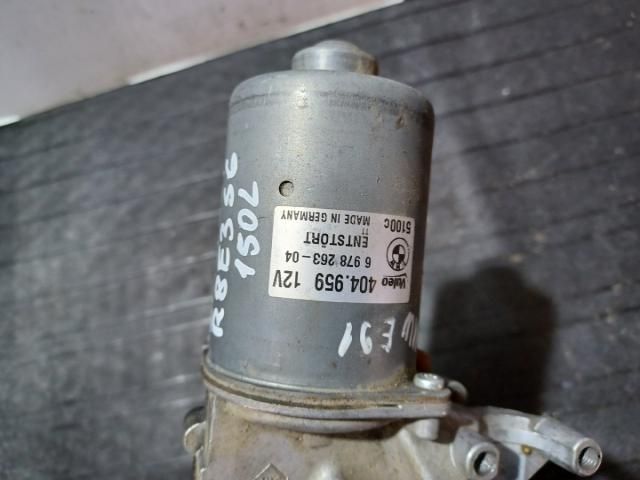 bontott BMW 3 E91 Első Ablaktörlő Motor