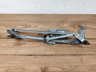 bontott BMW 3 E91 Első Ablaktörlő Szerkezet Motorral