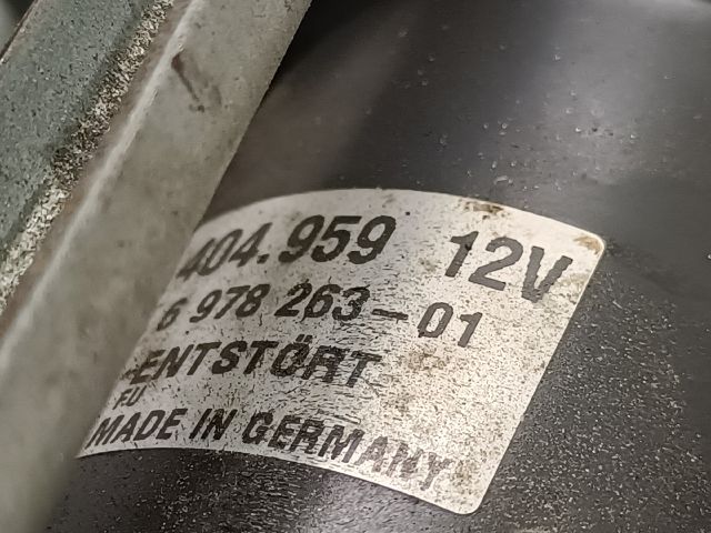 bontott BMW 3 E91 Első Ablaktörlő Szerkezet Motorral