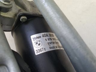 bontott BMW 3 E91 Első Ablaktörlő Szerkezet Motorral