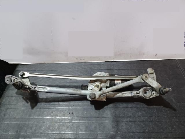 bontott BMW 3 E91 Első Ablaktörlő Szerkezet