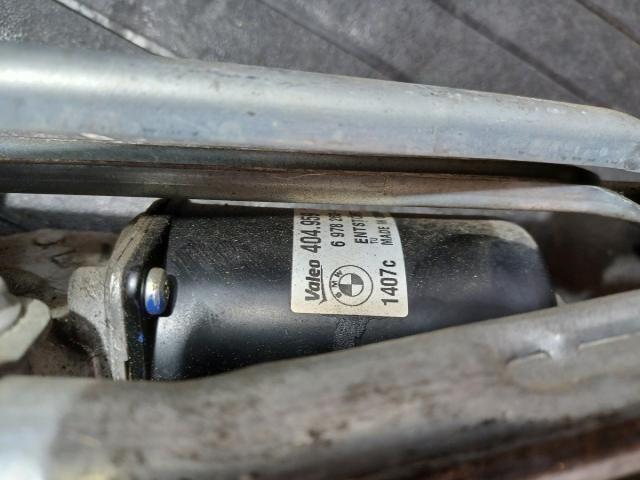 bontott BMW 3 E91 Első Ablaktörlő Szerkezet