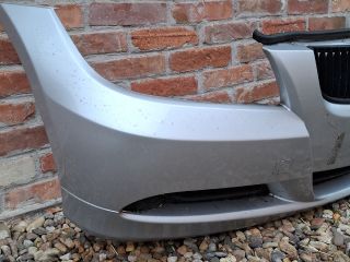 bontott BMW 3 E91 Első Lökhárító (Részeivel)