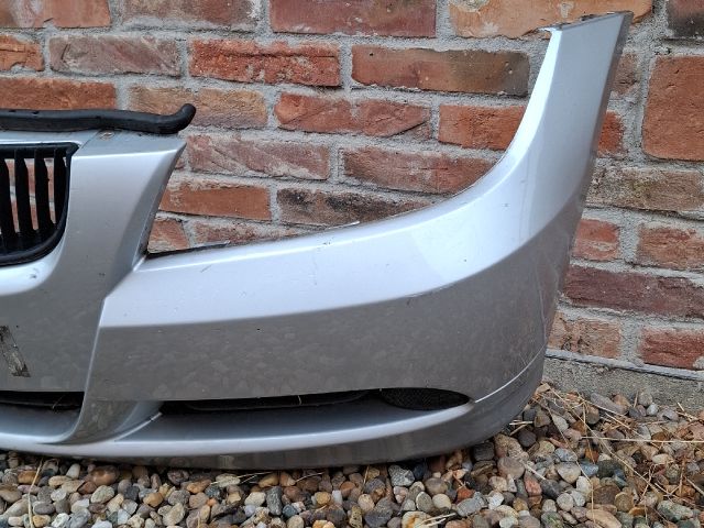 bontott BMW 3 E91 Első Lökhárító (Részeivel)