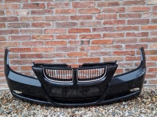 bontott BMW 3 E91 Első Lökhárító (Részeivel)