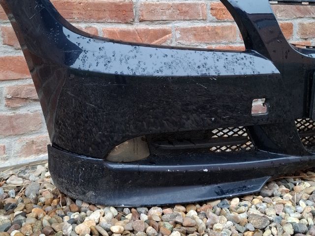 bontott BMW 3 E91 Első Lökhárító (Részeivel)